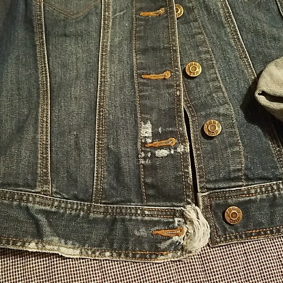 GAP distressed denim jacket - Picture 2 of 5
